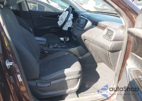 2016 Kia Sorento 2.4L Lx из США, поврежденный, VIN 5XYPG4A38GG019300